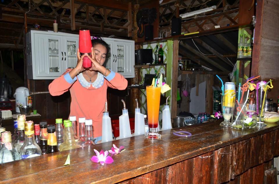 Koh Ngai Camping Restaurant @ Bar Luaran gambar